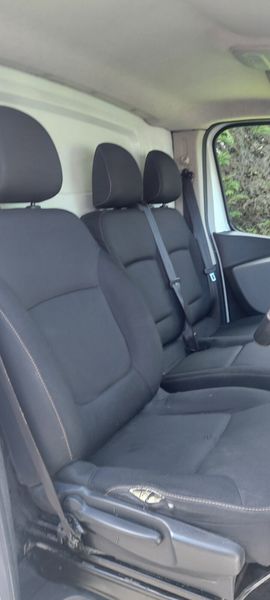 Nissan NV300 2019/Opel Vivaro 385860671