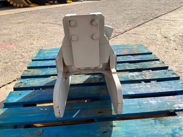 REVOLVING CYLINDER / TILTING HITCH MOTOR.. 385883373