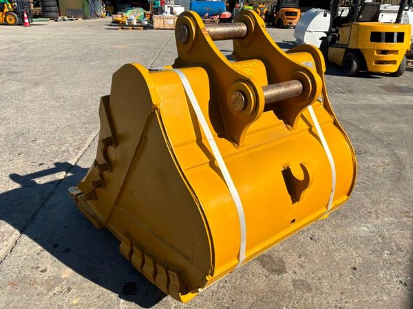 UNUSED 48" DIGGING BUCKET......80mm PINS....1994d 385883837