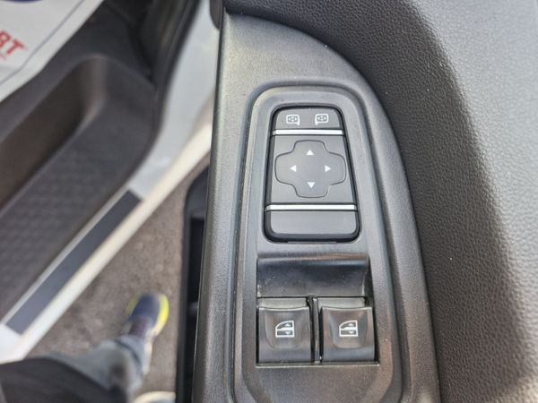 Renault Trafic 2023 385833149