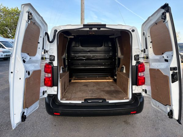Citroen Dispatch SWB 385906624