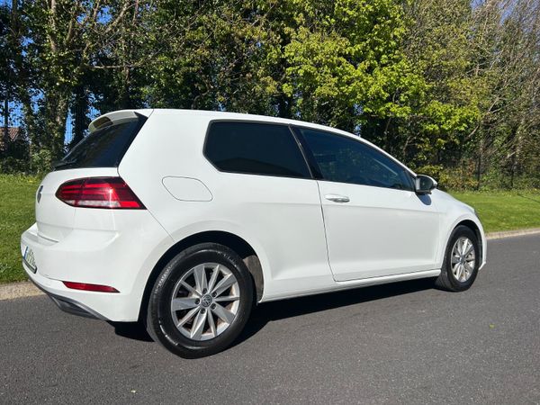 Volkswagen Golf 2018 VRT 01/27 385918208