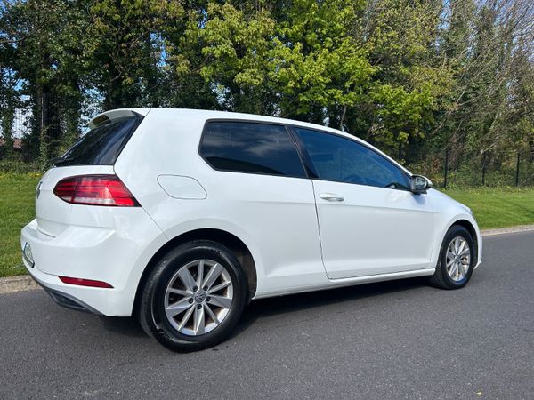 Volkswagen Golf 2018 VRT 01/27 385918209