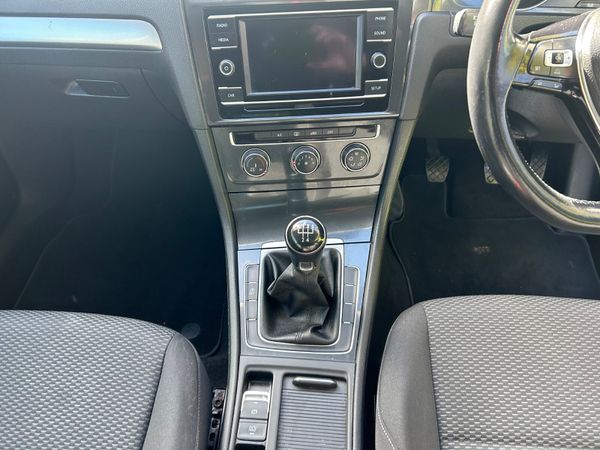 Volkswagen Golf 2018 VRT 01/27 385918232