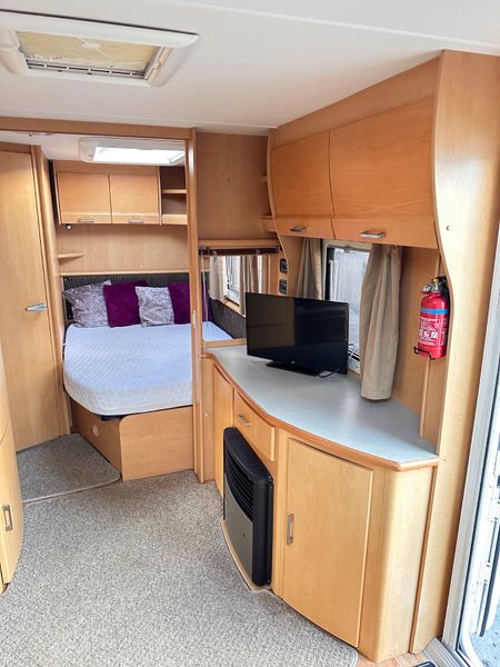 ✨STUNNING ELDDIS CRUSADER 4 BERTH FIXED BED✨ 385923581