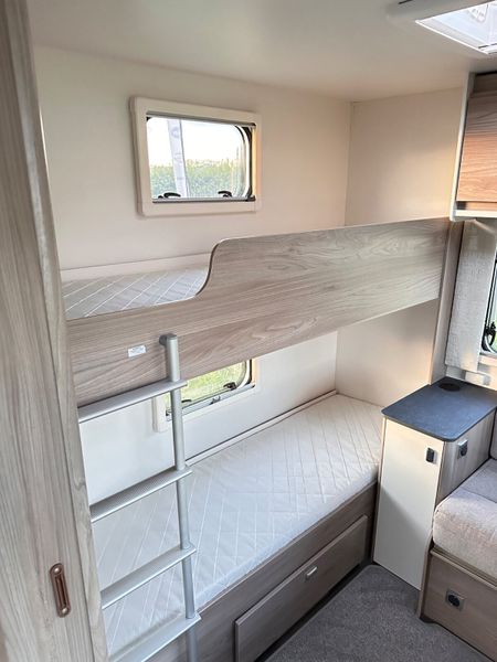✨STUNNING 2024 SWIFT SPRITE MAJOR 6 TD 6 BERTH ✨ 385923591