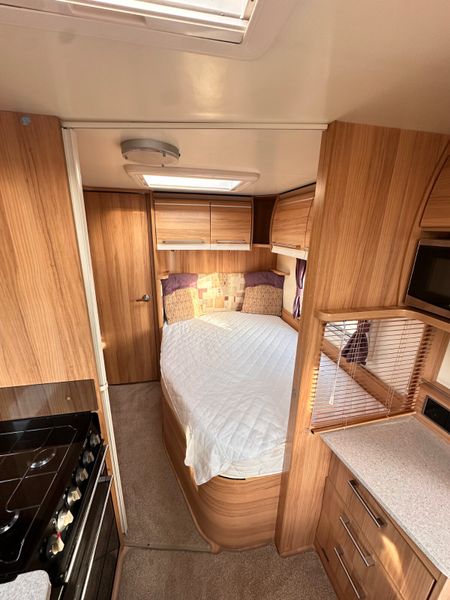 ✨STUNNING BAILEY UNICORN 4 BERTH FIXED BED✨ 385923520