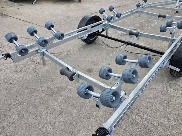 24ft Single Axle boat trailer 385928596