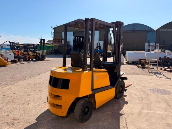 YALE 3 TON DIESEL FORKLIFT SIDE SHIFT. 385938161