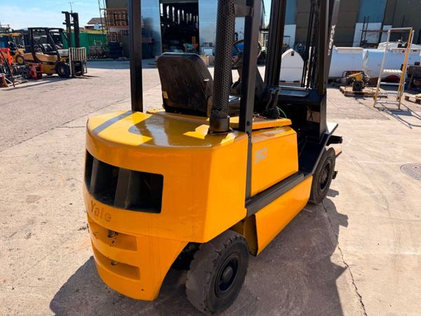 YALE 3 TON DIESEL FORKLIFT SIDE SHIFT. 385938162