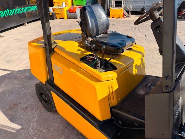 YALE 3 TON DIESEL FORKLIFT SIDE SHIFT. 385938170