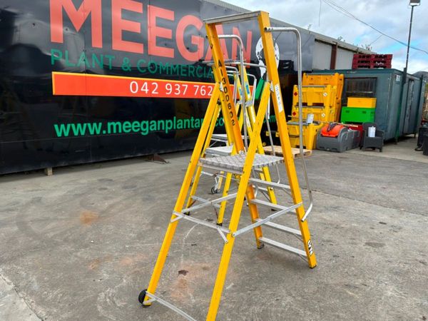 PLATFORM / PODIUM LADDER LADDERS...........1442t 386071458