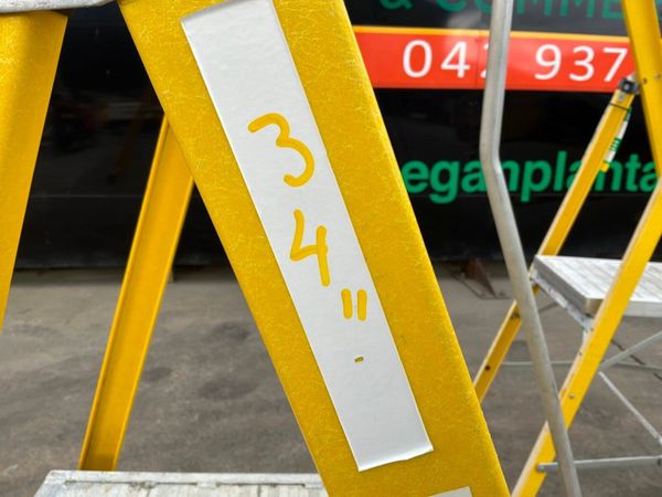 PLATFORM / PODIUM LADDER LADDERS...........1442t 386071463