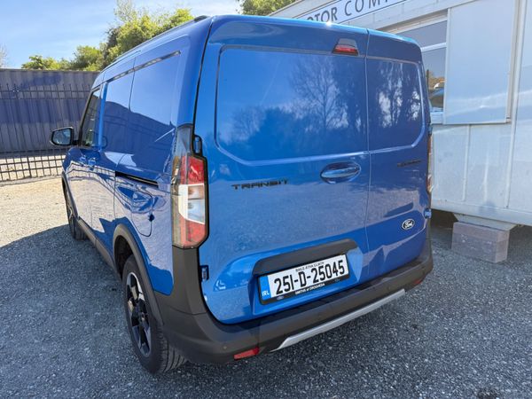 Ford Courier 2025 386072874