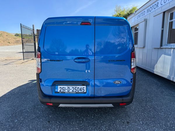 Ford Courier 2025 386072882