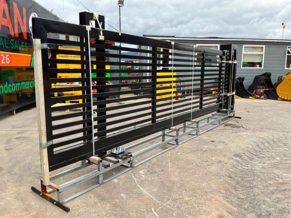 20ft CANTILEVER ELECTRIC SLIDING GATE........2030. 386087591