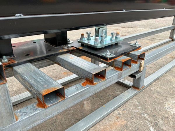 20ft CANTILEVER ELECTRIC SLIDING GATE........2030. 386087594