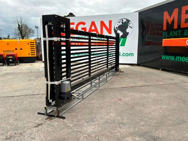 20ft CANTILEVER ELECTRIC SLIDING GATE........2030. 386087604