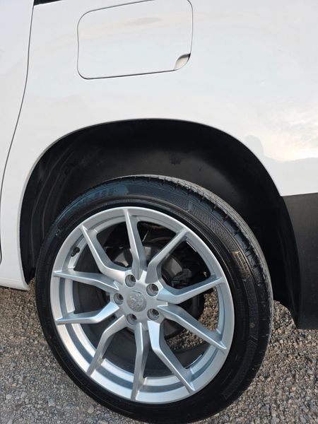 Peugeot Partner 2018 386150698