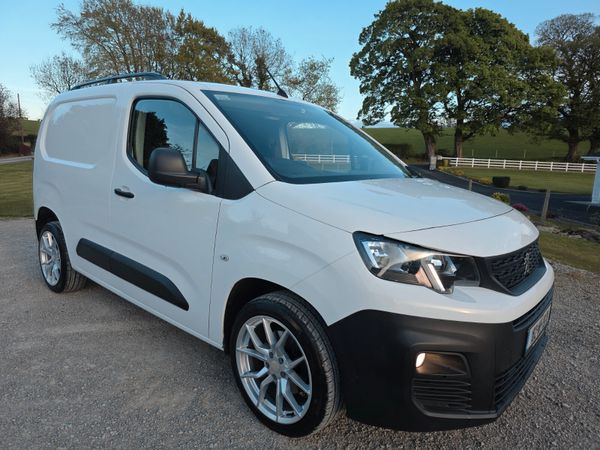 Peugeot Partner 2018 386150708