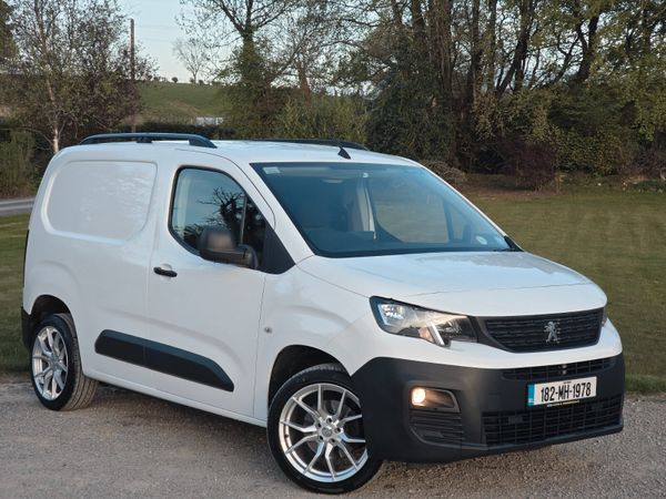 Peugeot Partner 2018 386150710
