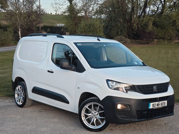 Peugeot Partner 2018 386150712