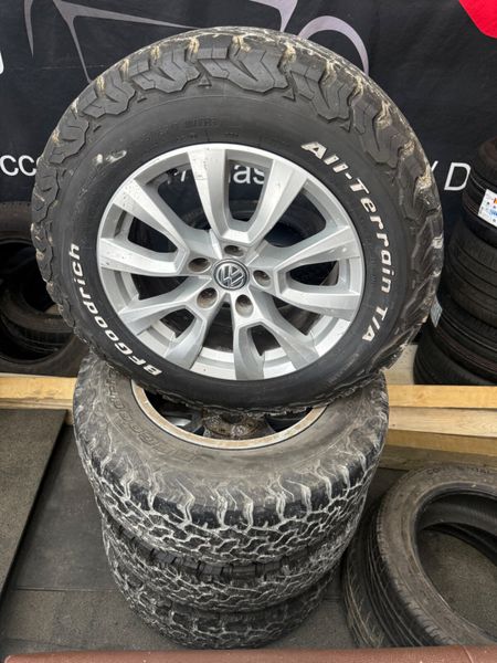 VW ALLOYS + TYRES CAME OFF AMAROK 386156493