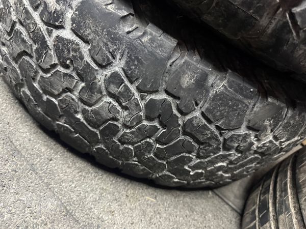 VW ALLOYS + TYRES CAME OFF AMAROK 386156496