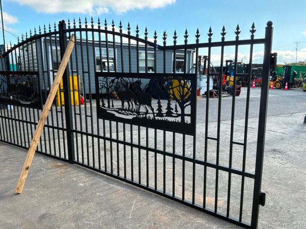 20ft DECORATIVE ENTRANCE GATES......2128d. 386162667