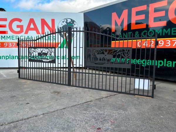 20ft DECORATIVE ENTRANCE GATES......2128d. 386162677