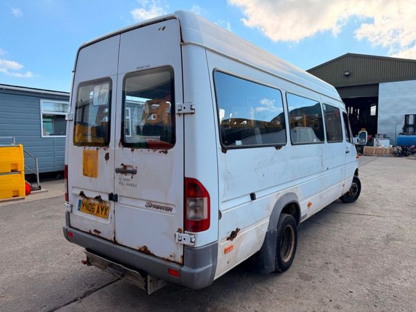 2006 MERCEDES SPRINTER MINI BUS ...17 SEATS. 386162635