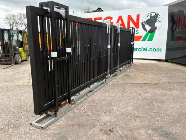 26ft TWIN ENTRY ELECTRIC SLIDING GATE.......2800d. 386106352