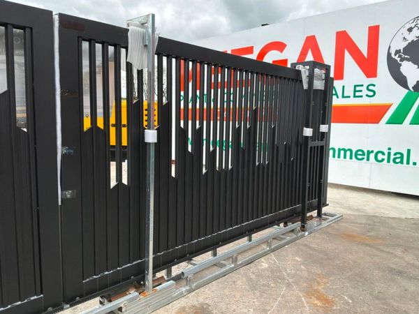 26ft TWIN ENTRY ELECTRIC SLIDING GATE.......2800d. 386106431