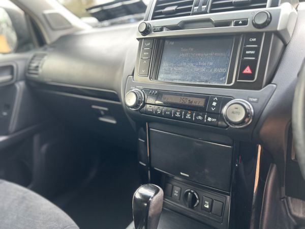 Toyota Land Cruiser LWB 386249355