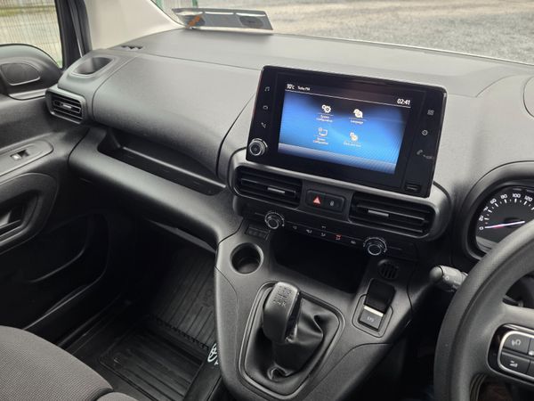 Toyota Proace City 2020 386255632