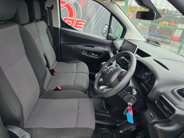 Toyota Proace City 2020 386255633
