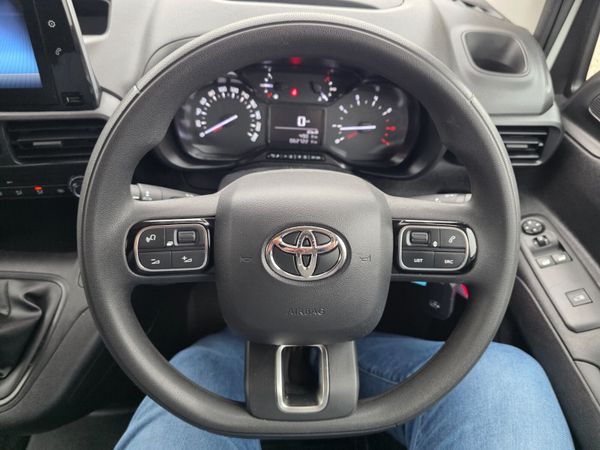 Toyota Proace City 2020 386255634
