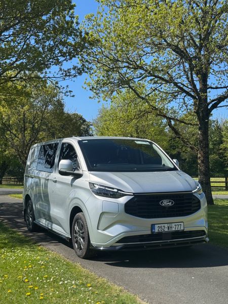 2025 Ford Tourneo Custom - Premium Spec – 386277530