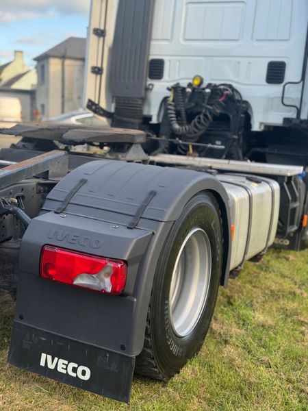 2023 Iveco S-Way 420 – High Roof – Automatic 386279368