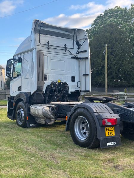 2023 Iveco S-Way 420 – High Roof – Automatic 386279369