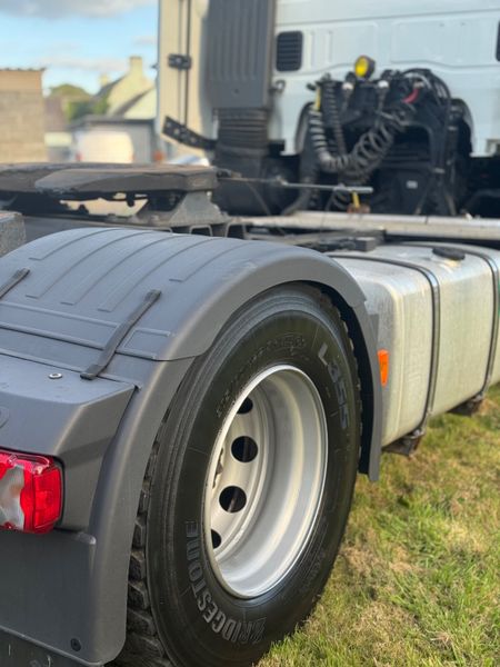 2023 Iveco S-Way 420 – High Roof – Automatic 386279372