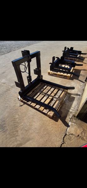 Folding Single bale handler, 2 of 10