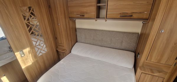 Bailey Pegasus Island Bed Caravan 386342698