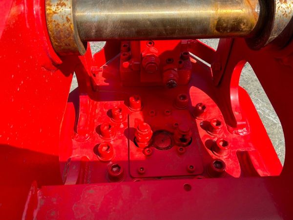 UNUSED LOG SPLITTING GRAB....45mm PINS...2134. 386371738