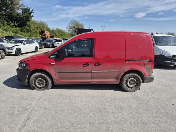 2017 VW Caddy *For Parts* 386442217
