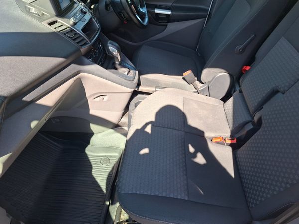 Transit connect 201 1.5 Automatic 3 seat imaculate 386443834