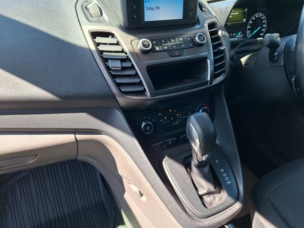Transit connect 201 1.5 Automatic 3 seat imaculate 386443911