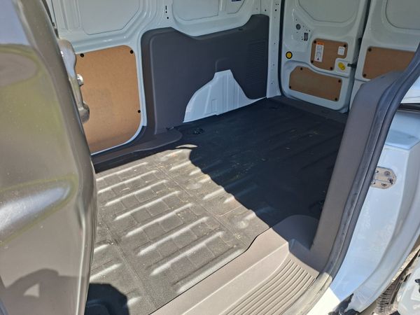 Transit connect 201 1.5 Automatic 3 seat imaculate 386443926