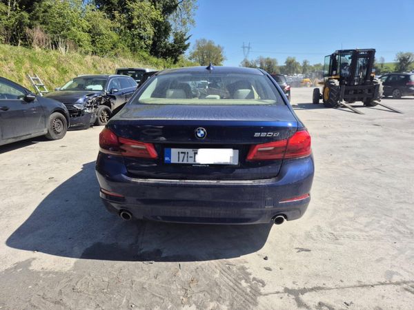 2018 BMW 520d Turbo *For Parts* 386453043