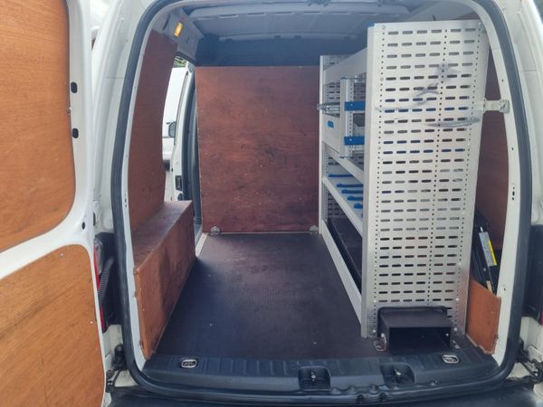 Volkswagen Caddy 2019 386472549